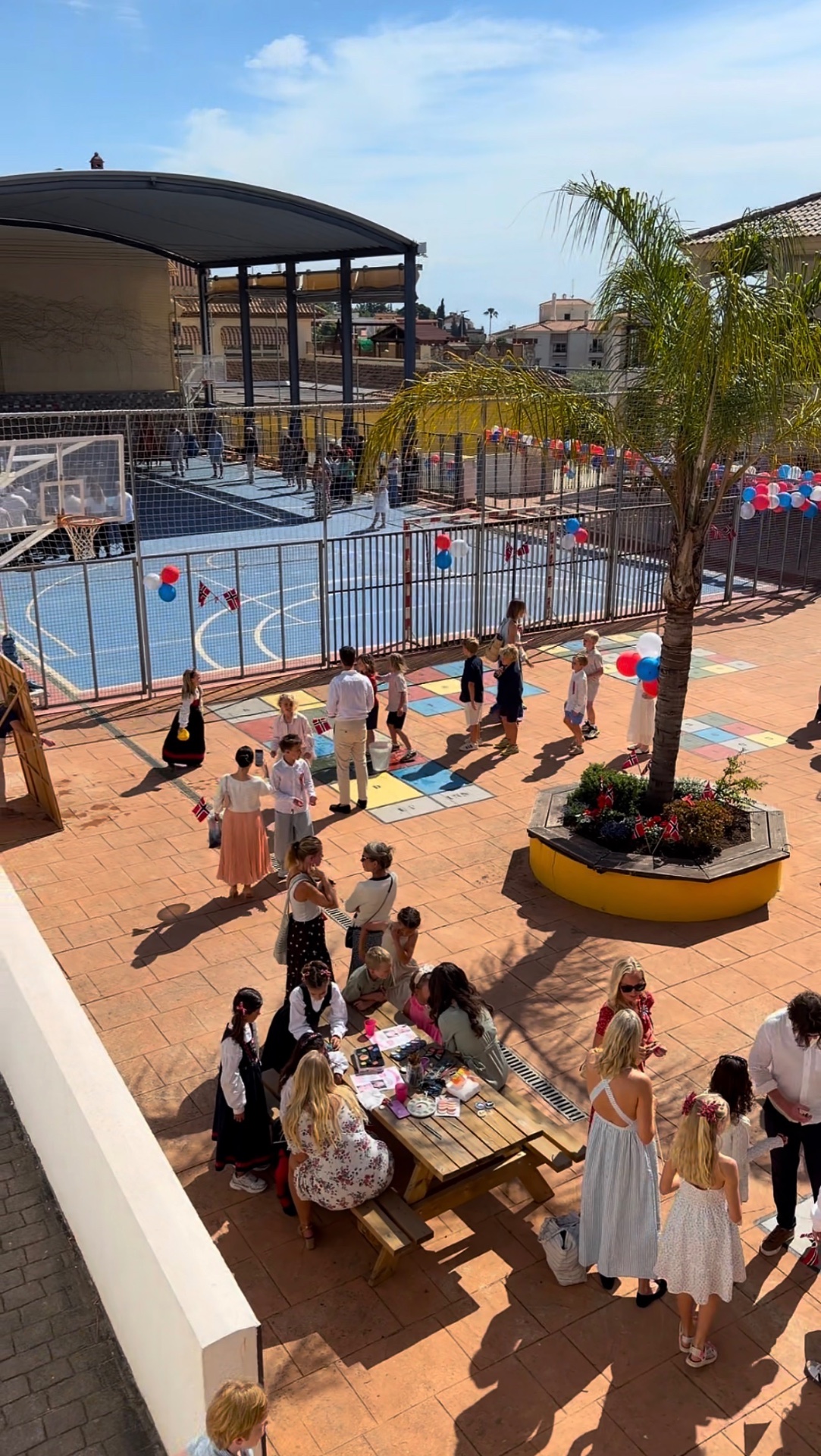 Vår første 17. mai på Costa del Sol 🇳🇴☀️