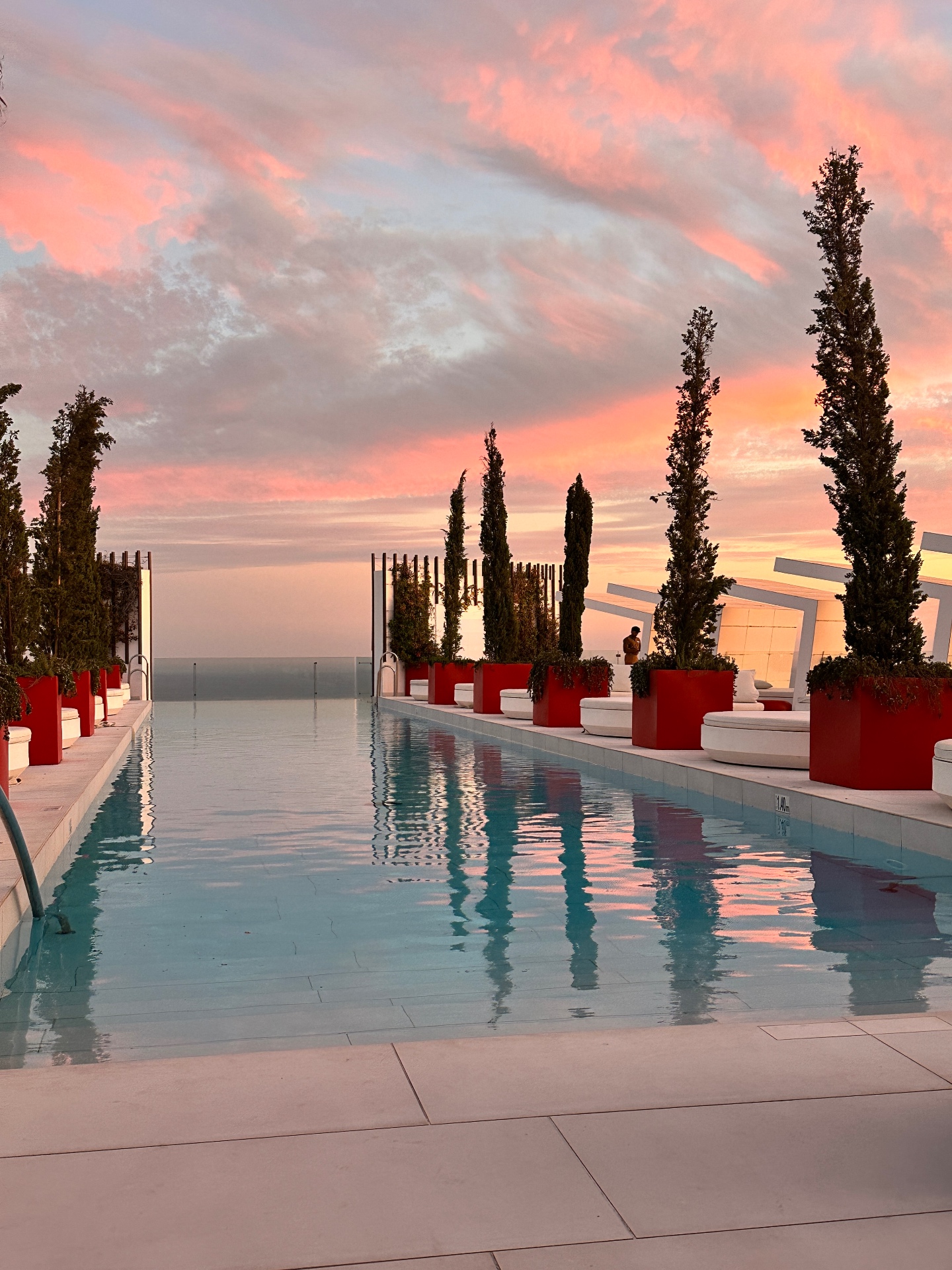 Higuerón Rooftop & Infinity Pool
