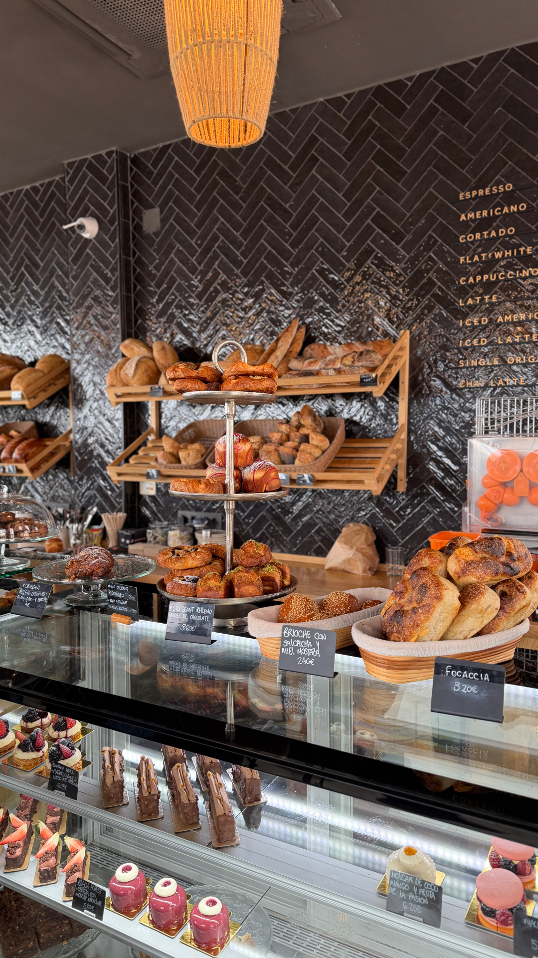 Pan Deluxe Scandinavian Bakery – 1
